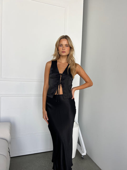 Callista Satin Maxi Skirt Set | Black